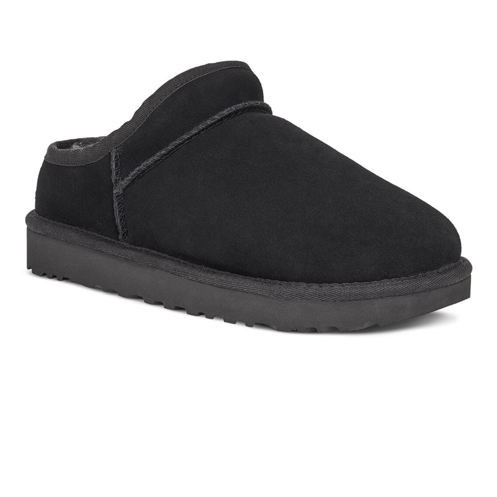 UGG CLASSIC SLIPPER SIZE 5